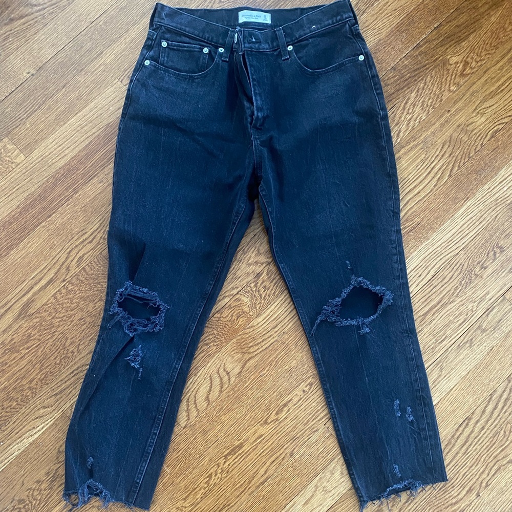Abercrombie & Fitch High Rise Mom Jean Black Size 30/10R NWWT